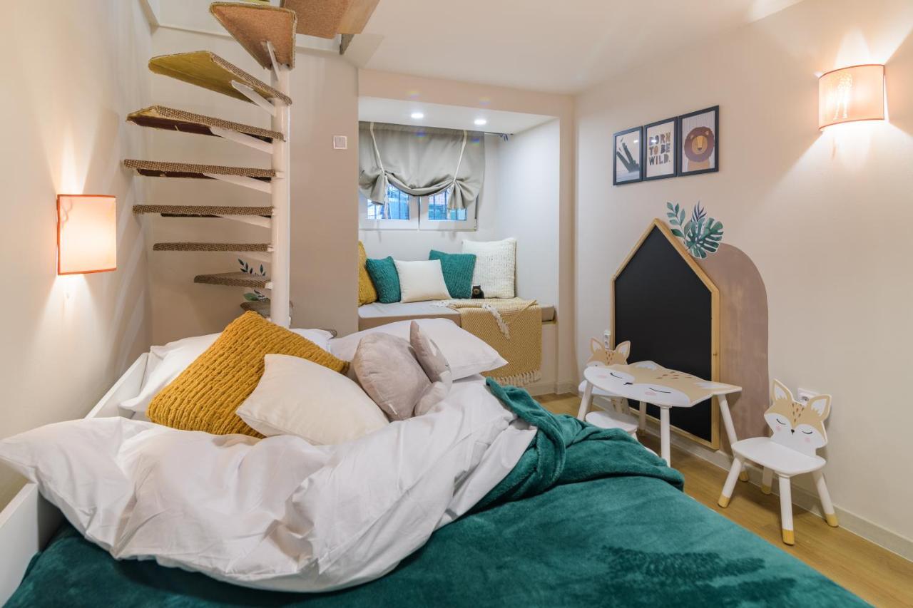 Black Sea Dolphin Apartment Warna Exterior foto